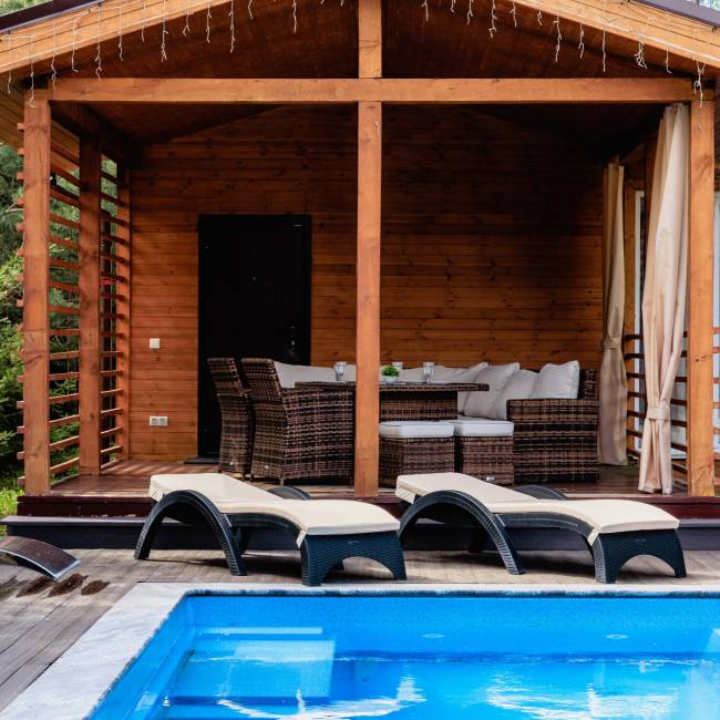 Комплект пластиковых шезлонгов MARK антрацитовых (с матрасом) Комплект пластиковых шезлонгов MARK антрацитовых (с матрасом)