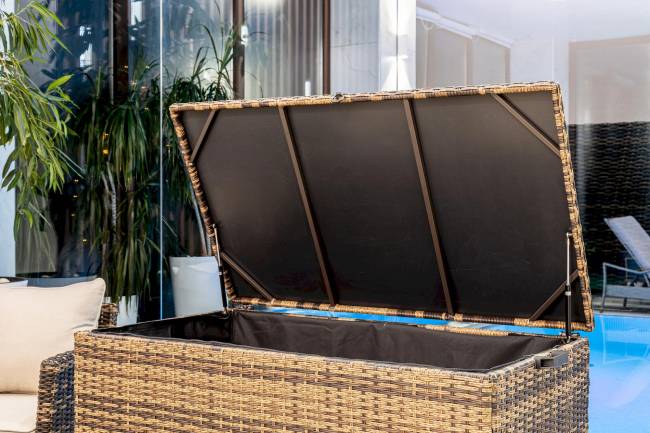 Сундук для хранения KARL 120 c колесиками коричневый Сундук для хранения KARL 120 c колесиками коричневый