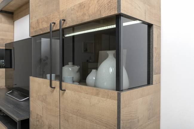 Две тумбы-витрины с подсветкой и с тумбой для телевизора Трувор цвет дуб гранж песочный/интра