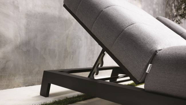 Шезлонг-лежак мягкий Bite антрацит, темно-серый 2030х900х600 мм Шезлонг-лежак мягкий Bite антрацит, темно-серый 2030х900х600 мм