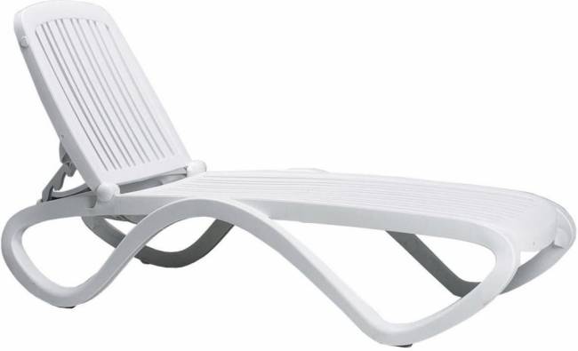 Шезлонг-лежак пластиковый Tropico белый 1700-1945х690х910 мм